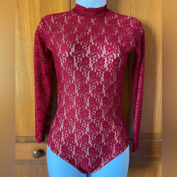 Red Lace XiaoXiaodesigns Bodysuit/Leo - Picture 3 of 12